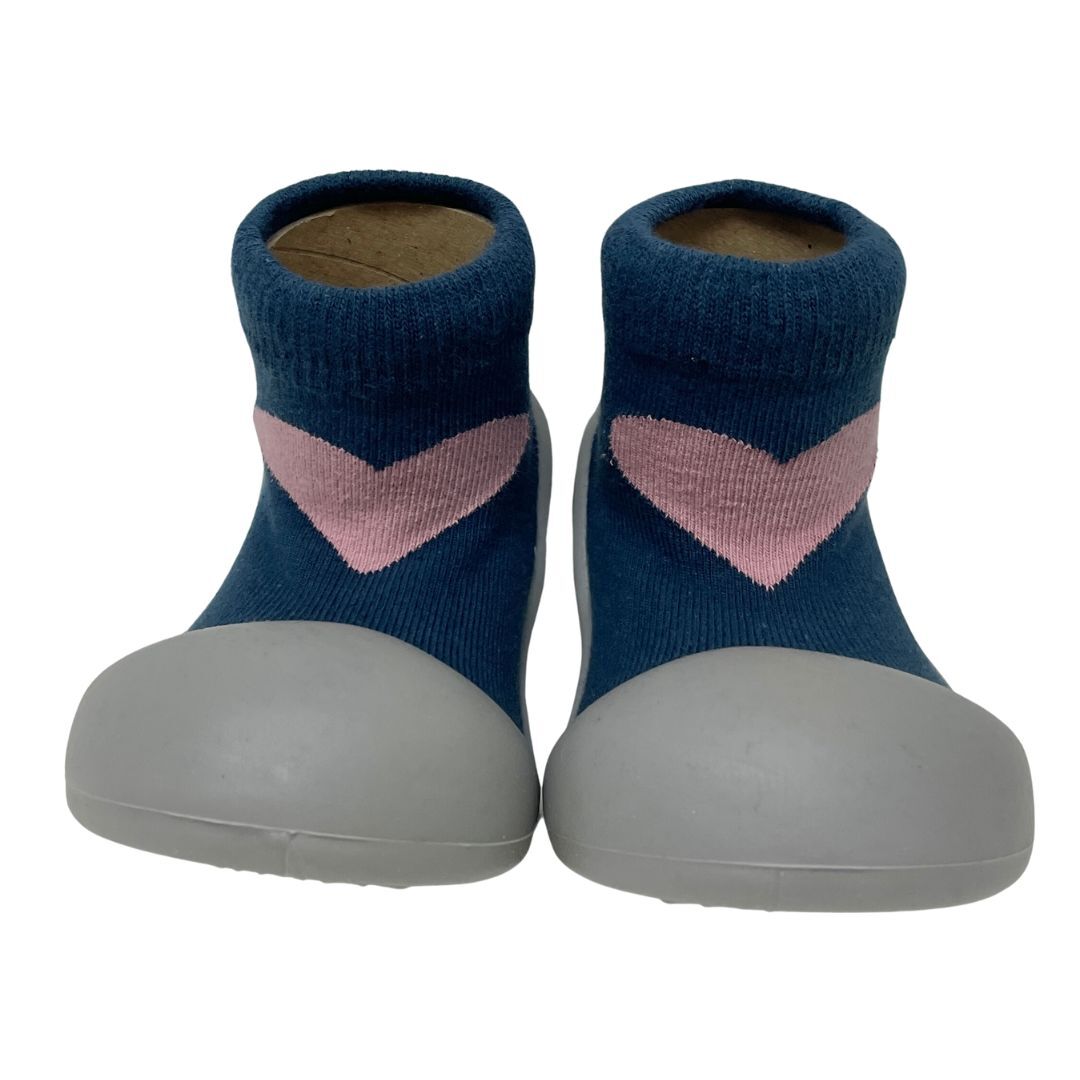 Rubber Soled Socks - Navy/Pink Heart